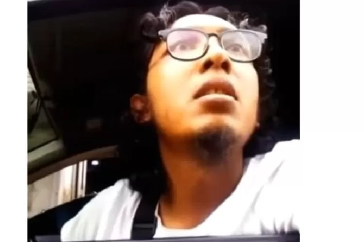 Pria yang ancam mematahkan leher petugas parkis dan Wali Kota Bobby Nasution (Instagram @memomedsos)