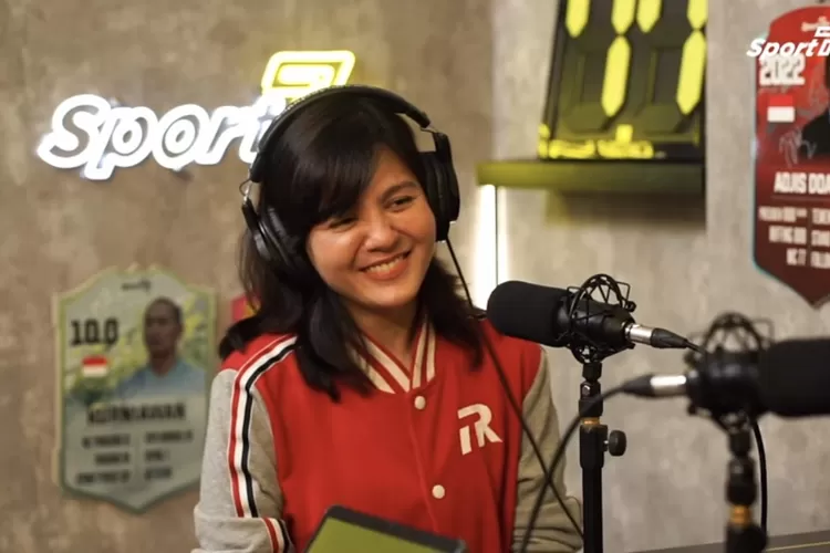 Ratu Tisha ungkap saat bujuk Shin Tae-yong jadi pelatih Timnas (YouTube/ Sport77 Official)