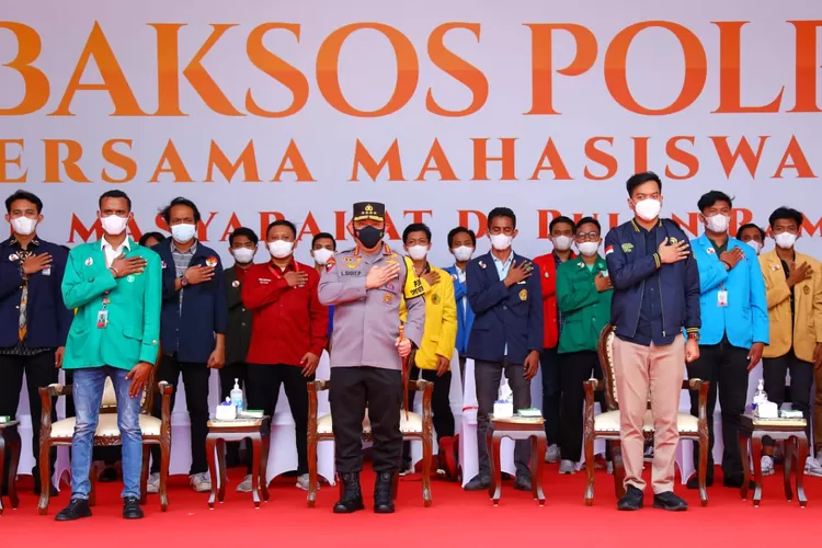 Kapolri Jenderal Pol Listyo Sigit Prabowo melihat Bakti Sosial mahasiswa di Lapangan Banteng Jakarta Pusat (Humas Polri)