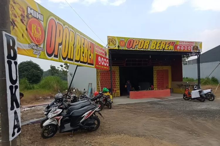 Opor Bebek di wilayah Randudongkal dan di Sirandu kecamatan Bojongbata Kabupaten Pemalang.  (dok)