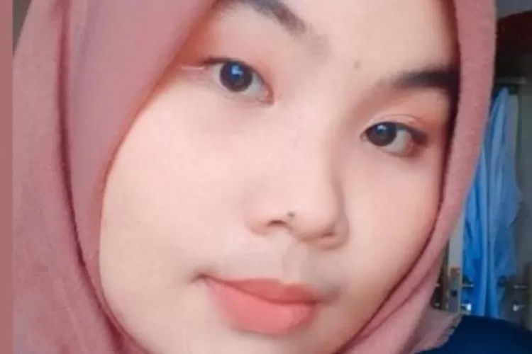 Silvia Febriani, Mahasiswa Ekonomi Pembangunan UNS Surakarta. (dok Pribadi)