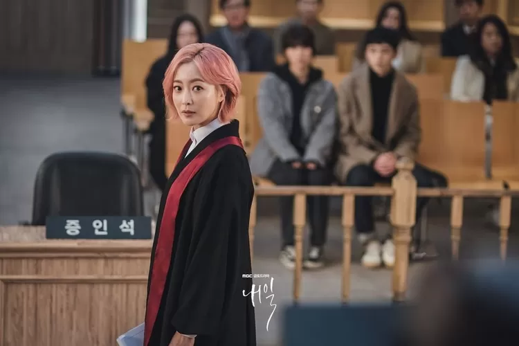 Kim Hee Sun Menjadi Jaksa di Tomorrow Episode 10. ( Instagram.com/mbcdrama_now)