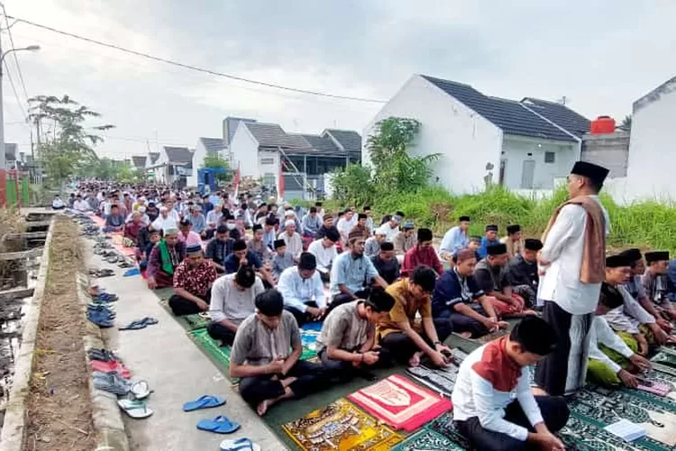 Bacaan Niat Dan Tata Cara Sholat Istisqa Atau Minta Hujan Dari Tulisan