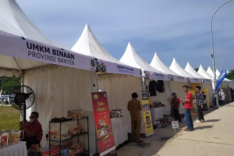 stand UMKM Binaan Pemprov Banten meriahkan Peresmian BIS (foto: BIro Adpim Pemprov Banten)