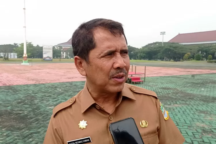 Kepala DPMPST Kabupaten Bekasi