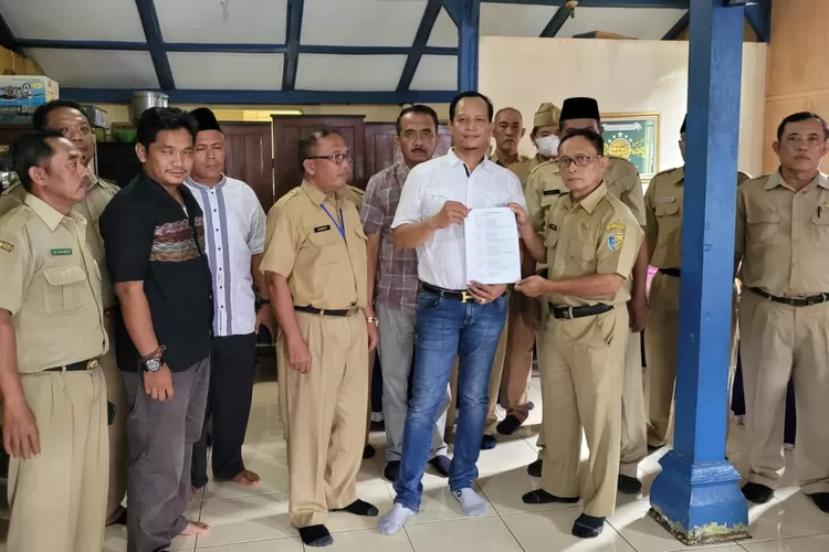 Sebanyak 30 Sekdes yang bersatus Aparatur Sipil Negara (ASN) Kabupaten Demak mempersoalkan Peraturan Bupati Demak No 11 Tahun 2022 tentang petunjuk pengangkatan dan pemberhentian perangkat desa.  (istimewa)