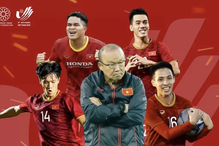 Pelatih Vietnam, Park Hang-seo dengan beberapa pemain Vietnam (Instagram/@seagames31_vietnam2021)