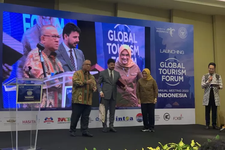 Chairman Indonesia Tourism Forum (ITF) Sapta Nirwandar dalam launching Global Tourism Forum Annual Meeting di Pullman Hotel Jakarta, Rabu (25/5/2022). (Ist)