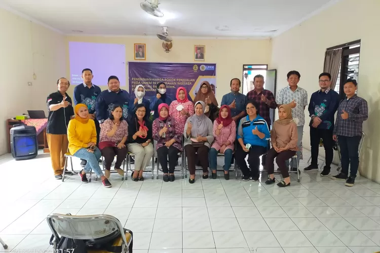 Tim PKM FE USM Beri Pelatihan Peningkatan Penjualan Dan Promosi ...