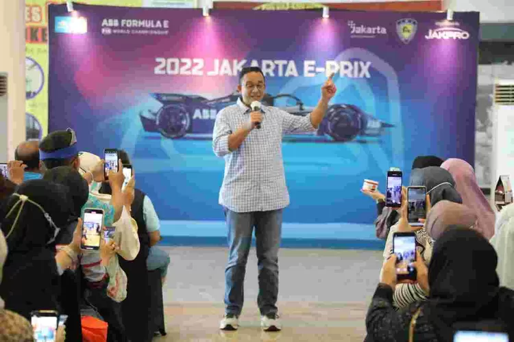 Gubernur DKI Anies Baswedan membekali 160an pelaku UMKM yang akan berbisnis di  ajang Formula Eis