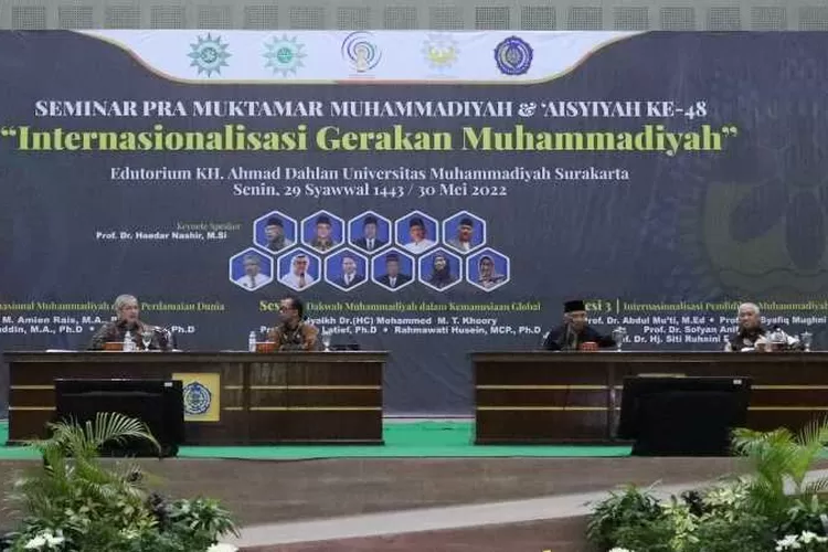 Seminar Pra Muktamar Muhammadiyah dan Aisyiah di Editorium UMS (Endang Kusumastuti)