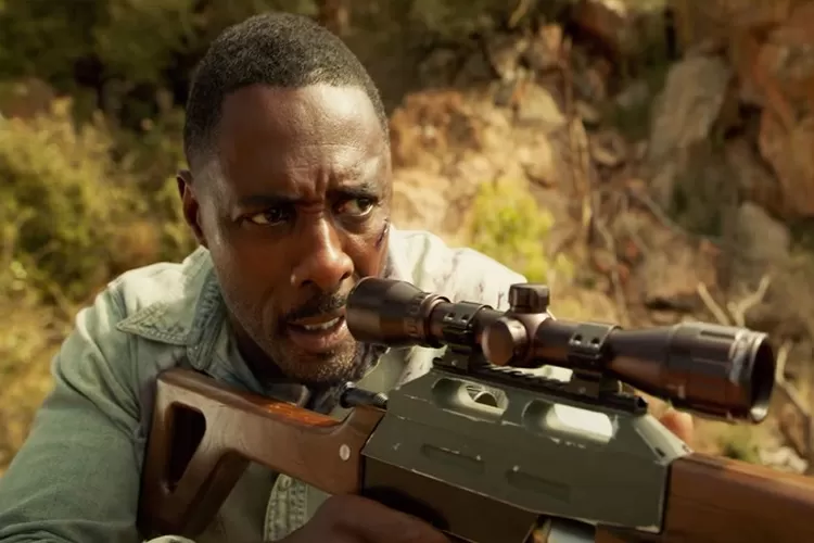 Idris Elba dalam film Beast yang akan tayang di Agustus 2022 (Twitter @empiremagazine)