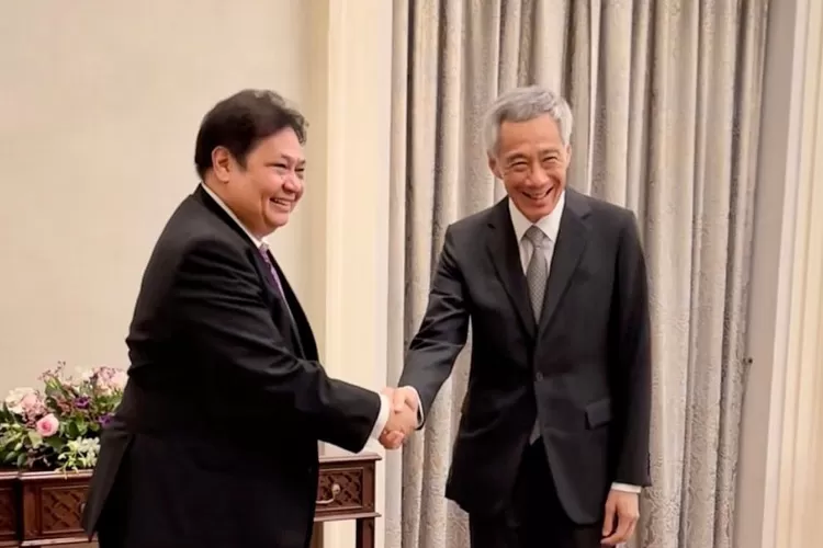 Perdana Menteri Singapura  Lee Hsien Long menyambut positif ajakan Menko Airlangga Hartarto untuk penguatan kerjasama bilateral Indonesia dengan Singapura (AG Sofyan)