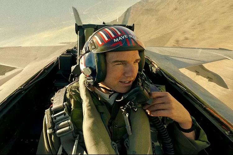 Tom Cruise berperan sebagai Kapten Maverick dalam film Top Gun : Maverick ( Twitter / @MovieMantz)