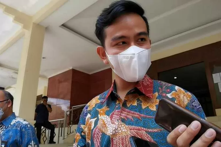 Wali Kota Solo Gibran Rakbuming Raka diundang Menhan Prabowo ke Hambalang (Endang Kusumastuti)