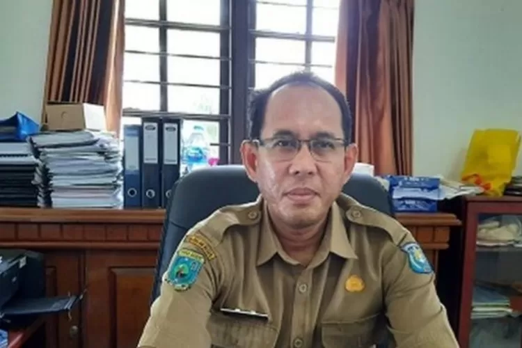 Kepala Dinas PUPR Kabupaten Sorong - Herizet ST (suarakarya.id - Yacob Nauly)