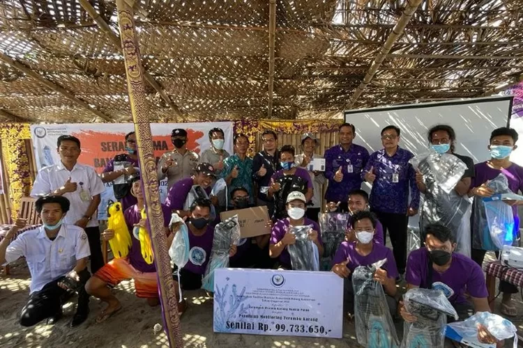 Kelompok Nuansa Pulau di Nusa Penida terima bantuan dari KKP
