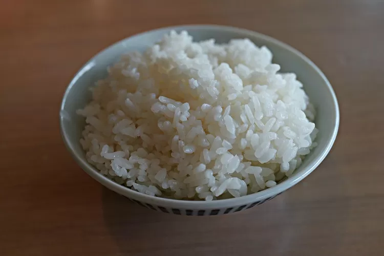Nasi Putih Sumber Pangan Karbodrat (Suryo-ObatNews)