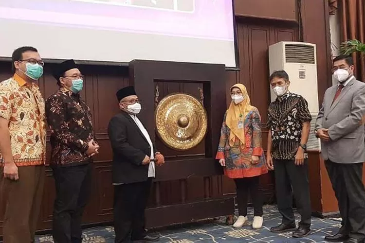 Fakultas Farmasi Unwahas Gelar Whicaps 2022 Beri Perhatian Penuh