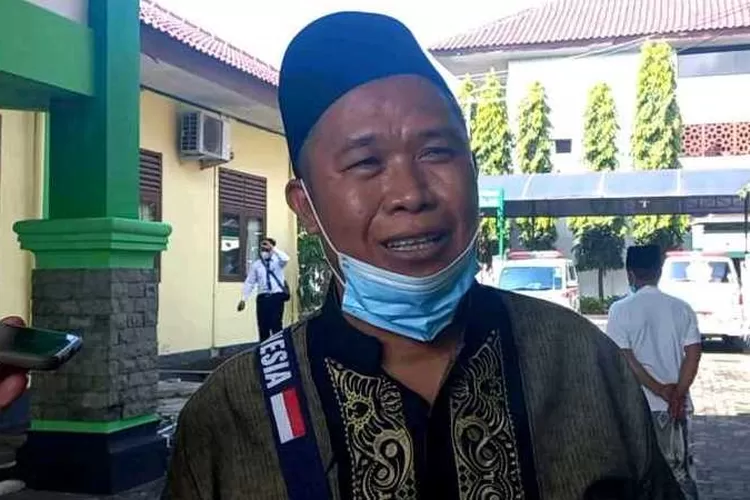 Loso, salah satu jemaah calon haji kloter 2 dari Kabupaten Pati yang tertunda keberangkatannya ke Tanah Suci (Endang Kusumastuti)