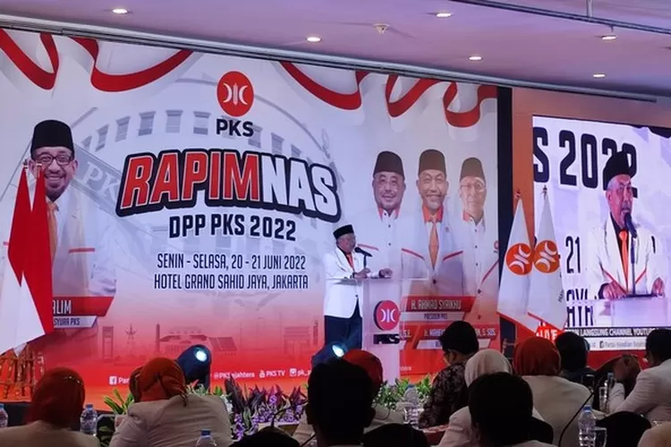 Hasil Rapimnas PKS menetapkan kriteria calon presiden namun enggan menyebut nama.