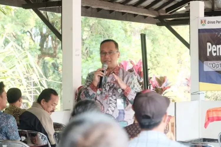 Pelatihan pengolahan pakan ikan bahan lokal  (Dok. Pemkot Magelang)