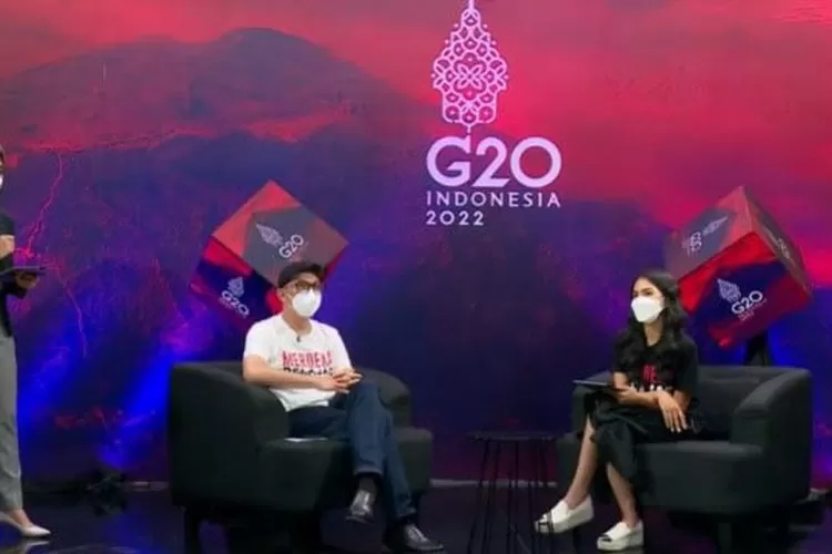 Menghadapi event G20 di Indonesia juru bicara Maudy Ayunda mengajak anak-anak muda untuk update informasi tentang pendidikan siap kerja.