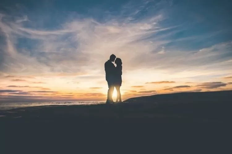 5 Cara Untuk Memperdalam Cinta Dalam Hubungan Apapun Menurut Psikologis (Pixabay)