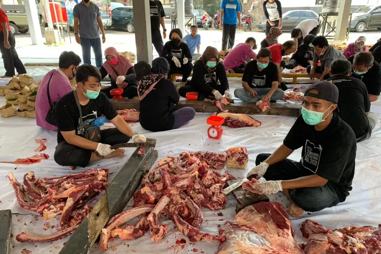 3 Orang Yang Berhak Menerima Daging Kurban di Hari Raya Idul Adha? Nomor 2 Tak Disangka