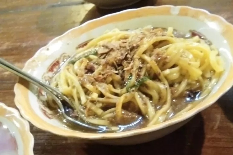 Mie ongklok, salah satu kuliner khas Wonosobo dengan kuah kental unik  (Nila Rafiqa / magang Ayosemarang)