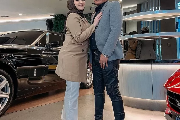 Nathalie Holscher gugat cerai Sule di Pengadilan Agama Cikarang. (Gorajuara/ dok: Instagram/ ferdinan_sule)