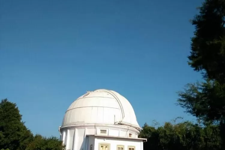 Ilustrasi Observation Bosscha berisi teropong bintang, salah satu peninggalan Tuan Bosscha.  (Sumber akun Instagram bosschaobservatory)