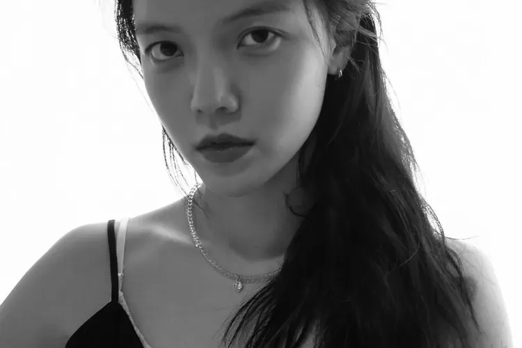 Jimin Mantan Anggota AOA Tanda Tangan Kontrak Dengan Agensi Baru (Gorajuara.com/Instagram Jimin @jiminbaby_18)