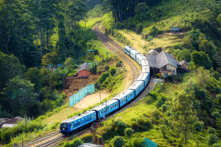 Ilustrasi perjalanan wisata dengan kereta api. 