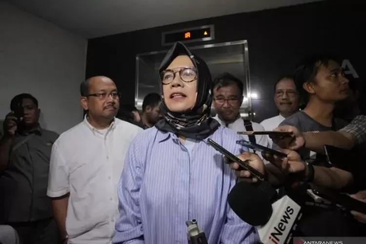 KPK Cekal Eks Dirut Pertamina Karen Agustiawan Terkait Dugaan Korupsi ...