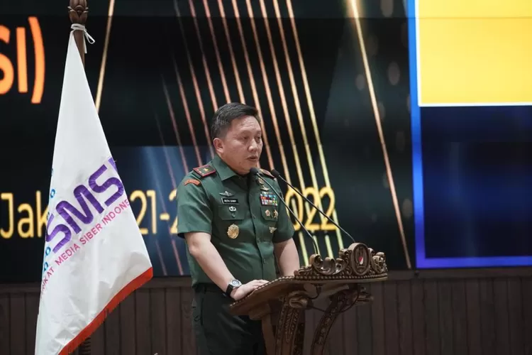 Komandan Pusat Sandi dan Siber TNI-Angkatan Darat Brigadir Jenderal TNI Iroth Sonny Edhie memberikan bimbingan teknis di depan para pimpinan Serikat Media Siber Indonesia (SMSI)  (Ist)