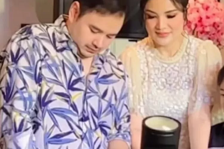 Nindy Ayunda dan Dito Mahendra (Instagram/@@azkaraqilamawardi_al)