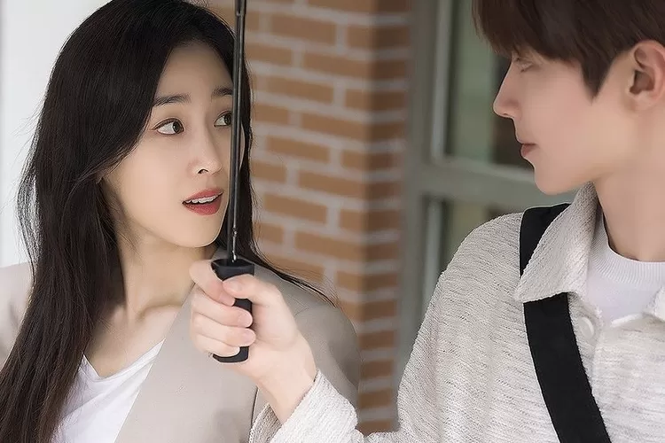 Tinggal Episode Terakhir, Rating Drama &ldquo;Why Her?&ldquo; Menduduki Posisi No. 1 (Gorajuara.com/Instagram SBS drama @sbsdrama.official)