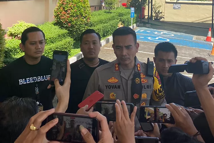Kapolres Semarang AKBP Yovan Fatika saat memberikan keterangan kepada para wartawan di Polres Semarang soal pembunuhan dan mutilasi, Senin (25/7/2022).  (Dokumentasi Humas Polres Semarang)