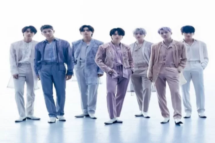 BTS, dari kiri Jin, RM, V, Jimin, Suga, J hope, JK (Instagram @bts.bighitofficial)
