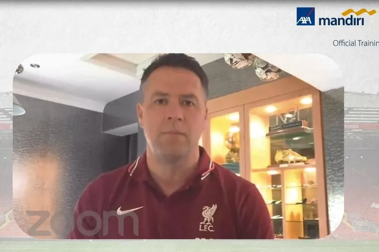 AXA Mandiri bekerja sama dengan Liverpool Football Club (LFC) dalam memberikan motivasi bagi masyarakat Indonesia yang terdampak oleh pandemi COVID-19 untuk kembali berolahraga dan melakukan aktifitas jasmani lainnya. (istimewa/AXA Mandiri)