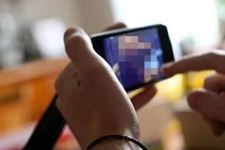 Ilustrasi, fakta menarik artis inisial R pemeran video syur (Istimewa)