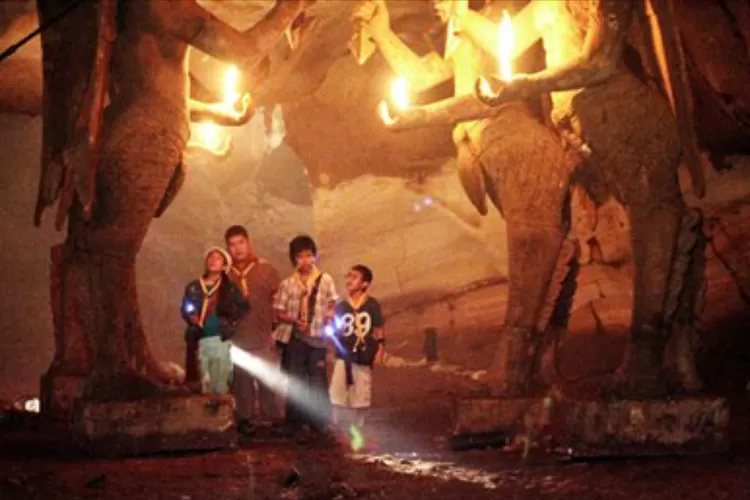 Sinopsis film Horor Thailand, The Scout (IMBd)