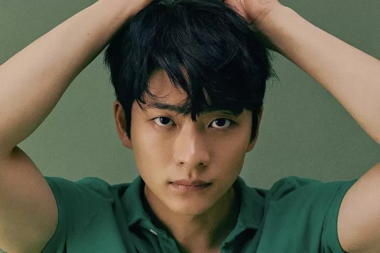 Kang Tae Oh Pemain Drama Extraordinary Attorney Woo Akan Wajib Militer Tahun ini (Gorajuara.com/Instagram Kang Tae Oh @kto940620)