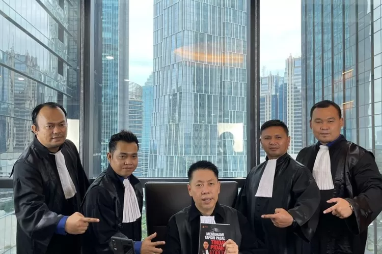 Henry Indraguna dan Partners masuk ranking 5 Top 100 Indonesian Law Firms menjadi ladang pembuktian kepercayaan publik  (AG Sofyan )