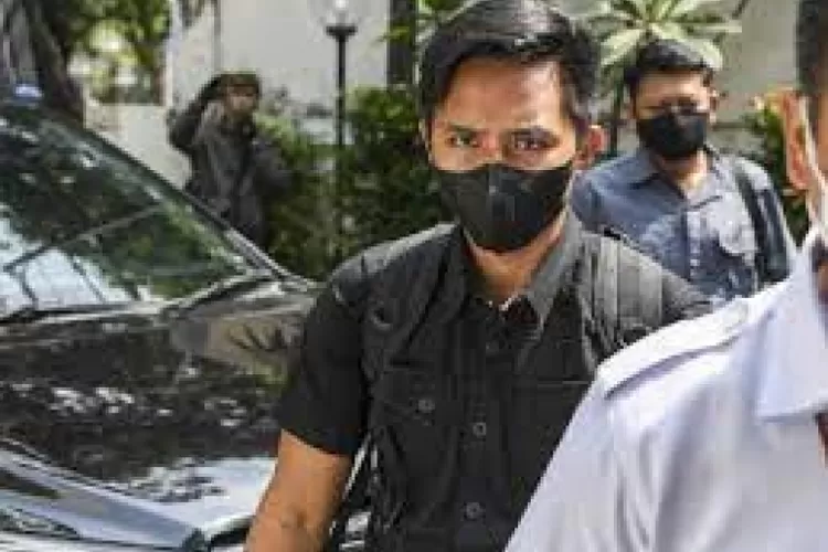 Bharada E saat mendatangi Bareskrim Polri/PMJ News