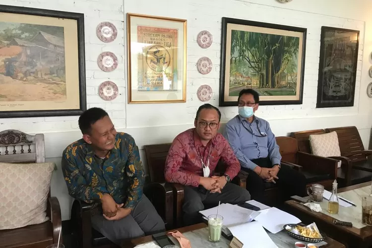 Kuasa hukum PT Lombok Nuansa Televisi Gede Aditya Pratama