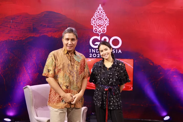 Dirjen Kebudayaan Kemendikbudristek  Hilmar Farid dan Juru Bicara  G20  Maudy Ayunda dalam diskusi  wibinar, Kamis (11/8/2022). 