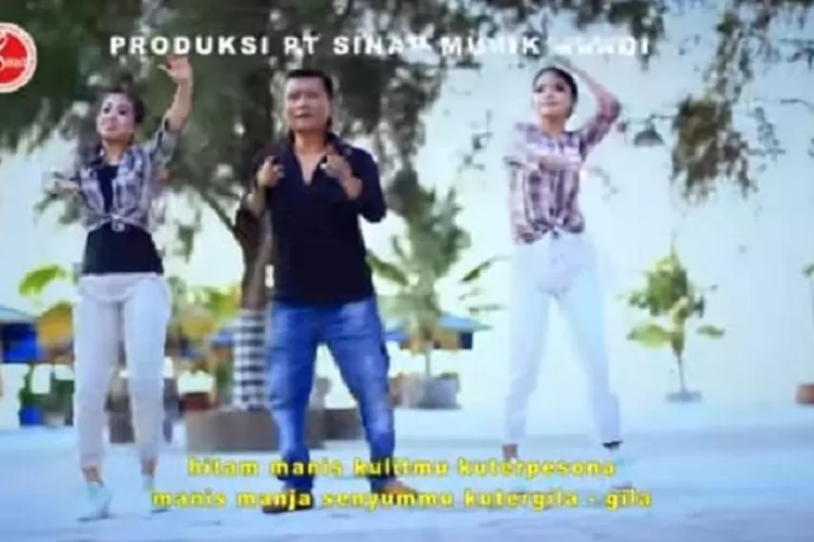 Lagu Pariban Dari Jakarta saat dilantunkan Suryanto Siregar (Youtube Sinar Musik Abadi PT)