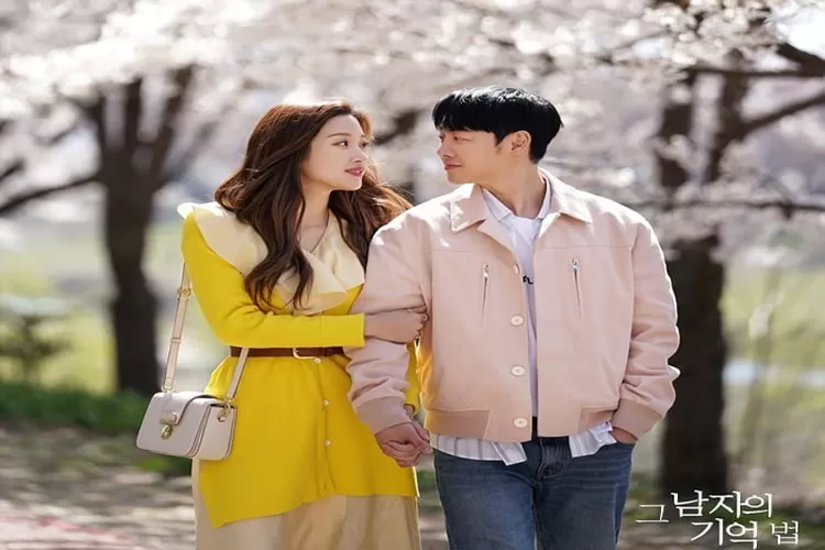 Salah satu adegan romantis Drama Korea Find Me In Your Memory (Instagram @findmeinyourmemory_)